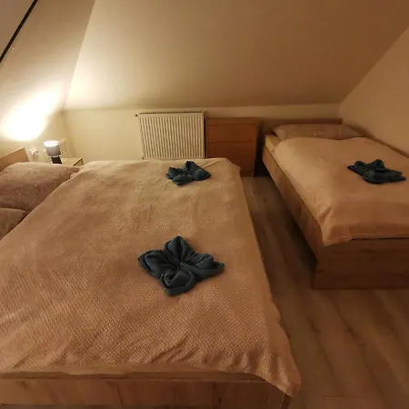 Sokristaly Vendeghaz 3*