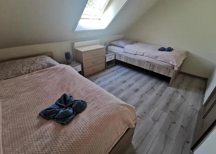 Sokristaly Vendeghaz 3* Demjén